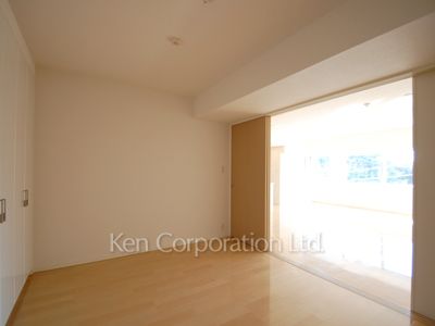 Other Room ※Photo of the same layout on 3 floor. Decoration and fixture may differ.