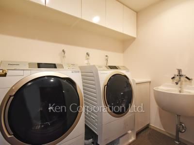 Other Interior/Fixtures
