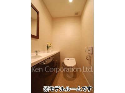 Lavatory ※Photo of the same layout on 40 floor. Decoration and fixture may differ.