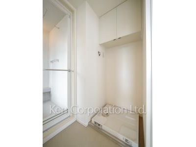 Washing Machine Space ※Photo of the same layout on 8 floor. Decoration and fixture may differ.