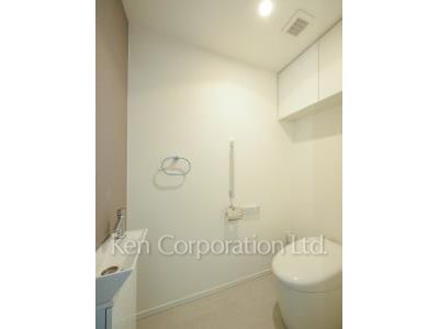 Lavatory ※Photo of the same layout on 30 floor. Decoration and fixture may differ.