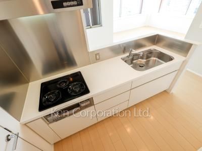 Kitchen ※Photo of the same layout on 12 floor. Decoration and fixture may differ.