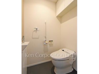 Lavatory ※Photo of the same layout on 19 floor. Decoration and fixture may differ.