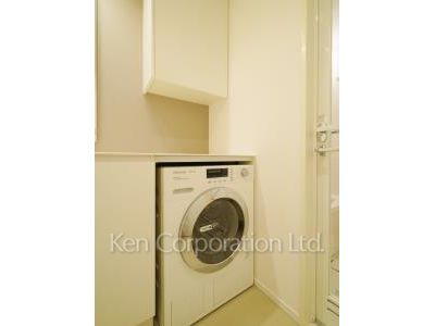 Washer-Dryer ※Photo of the same layout on 6 floor. Decoration and fixture may differ.