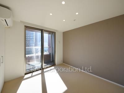 Bedroom ※Photo of the same layout on 6 floor. Decoration and fixture may differ.