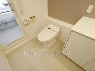 Lavatory