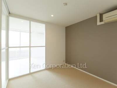 Bedroom ※Photo of the same layout on 20 floor. Decoration and fixture may differ.