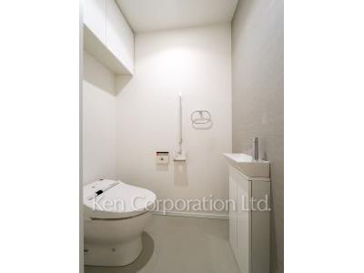 Lavatory