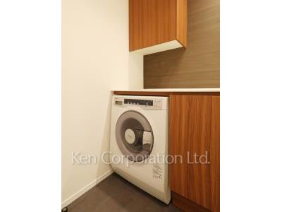 Other Interior/Fixtures ※Photo of the same layout on 37 floor. Decoration and fixture may differ.