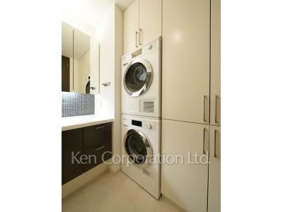 Other Interior/Fixtures ※Photo of the same layout on 46 floor. Decoration and fixture may differ.