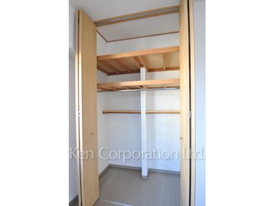 Closet ※Photo of the same layout on 3 floor. Decoration and fixture may differ.