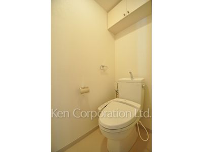 Lavatory ※Photo of the same layout on 3 floor. Decoration and fixture may differ.