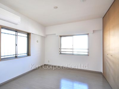 Bedroom ※Photo of the same layout on 3 floor. Decoration and fixture may differ.