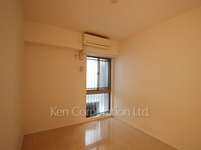Other Room ※Photo of the same layout on 9 floor. Decoration and fixture may differ.