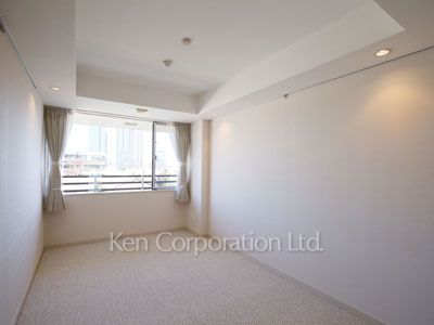 Bedroom ※Photo of the same layout on 4 floor. Decoration and fixture may differ.