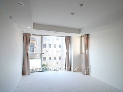 Bedroom ※Photo of the same layout on 3 floor. Decoration and fixture may differ.