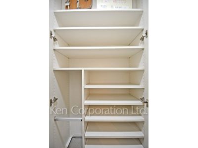 Shoes Closet