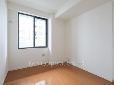 Bedroom ※Photo of the same layout on 3 floor. Decoration and fixture may differ.