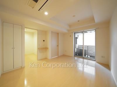 Living-Dining ※Photo of the same layout on 3 floor. Decoration and fixture may differ.