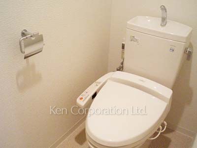 Lavatory ※Photo of the same layout on 23 floor. Decoration and fixture may differ.