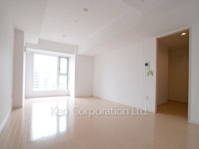 Living-Dining ※Photo of the same layout on 22 floor. Decoration and fixture may differ.