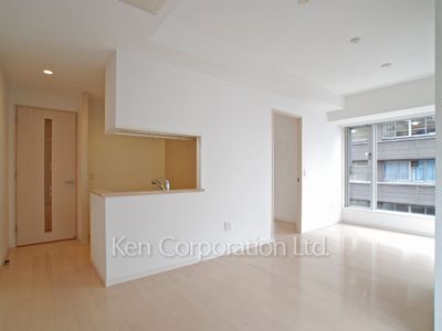 Living-Dining ※Photo of the same layout on 6 floor. Decoration and fixture may differ.