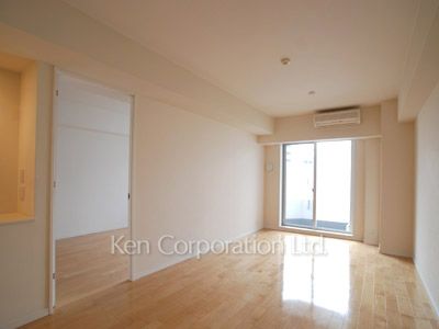 Living-Dining ※Photo of the same layout on 6 floor. Decoration and fixture may differ.