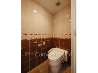Lavatory