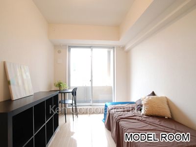 Bedroom ※Photo of the same layout on 8 floor. Decoration and fixture may differ.