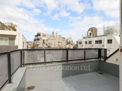 Roof Balcony