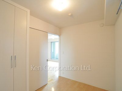 Other Room ※Photo of the same layout on 9 floor. Decoration and fixture may differ.