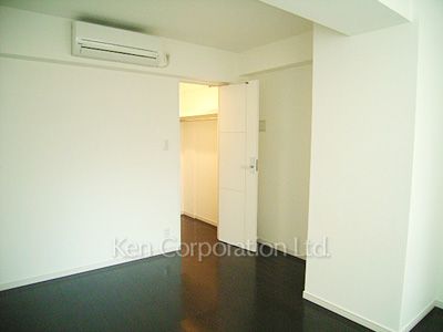 Bedroom ※Photo of the same layout on 2 floor. Decoration and fixture may differ.