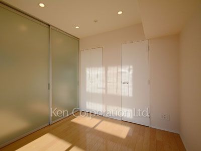Bedroom ※Photo of the same layout on 10 floor. Decoration and fixture may differ.