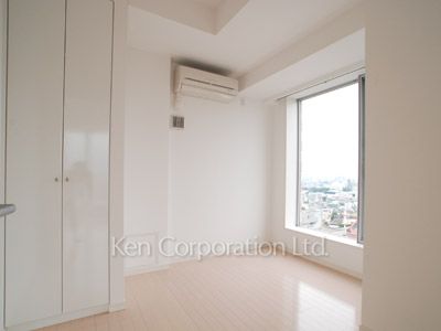 Bedroom ※Photo of the same layout on 22 floor. Decoration and fixture may differ.