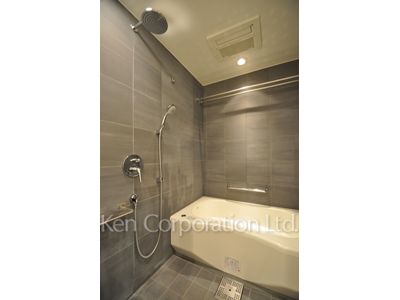 Bath ※Photo of the same layout on 20 floor. Decoration and fixture may differ.