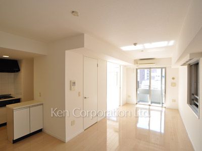 Living-Dining ※Photo of the same layout on 10 floor. Decoration and fixture may differ.