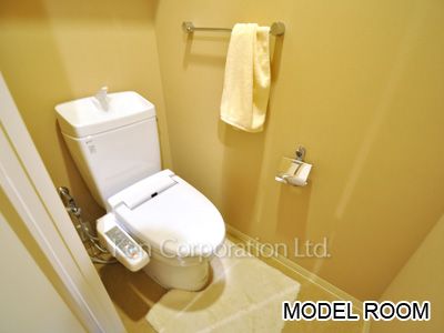 Lavatory ※Photo of the same layout on 19 floor. Decoration and fixture may differ.