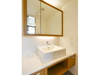 Powder Room