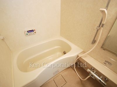 Bath ※Photo of the same layout on 3 floor. Decoration and fixture may differ.