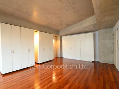Living-Dining ※Photo of the same layout on 6 floor. Decoration and fixture may differ.