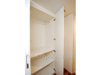 Closet ※Photo of the same layout on 7 floor. Decoration and fixture may differ.