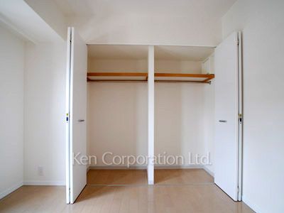 Closet ※Photo of the same layout on 5 floor. Decoration and fixture may differ.
