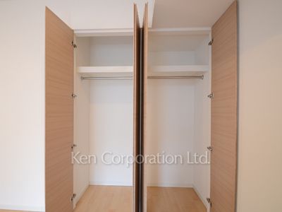 Closet ※Photo of the same layout on 3 floor. Decoration and fixture may differ.