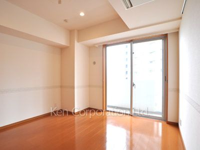 Bedroom ※Photo of the same layout on 7 floor. Decoration and fixture may differ.