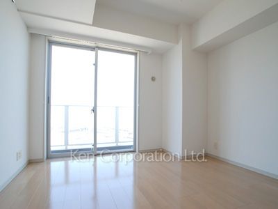 Bedroom ※Photo of the same layout on 19 floor. Decoration and fixture may differ.