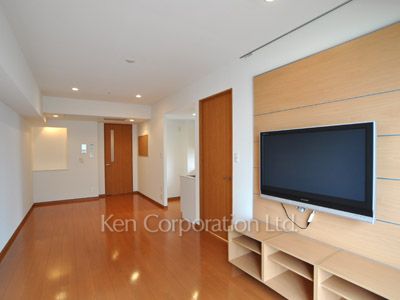 Living-Dining ※Photo of the same layout on 23 floor. Decoration and fixture may differ.