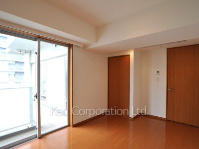 Bedroom ※Photo of the same layout on 23 floor. Decoration and fixture may differ.