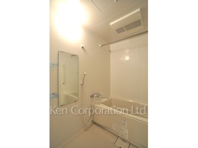 Bath ※Photo of the same layout on 23 floor. Decoration and fixture may differ.