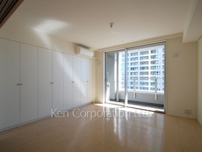 Bedroom ※Photo of the same layout on 18 floor. Decoration and fixture may differ.