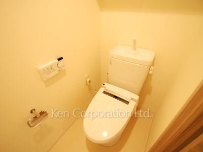 Lavatory ※Photo of the same layout on 18 floor. Decoration and fixture may differ.